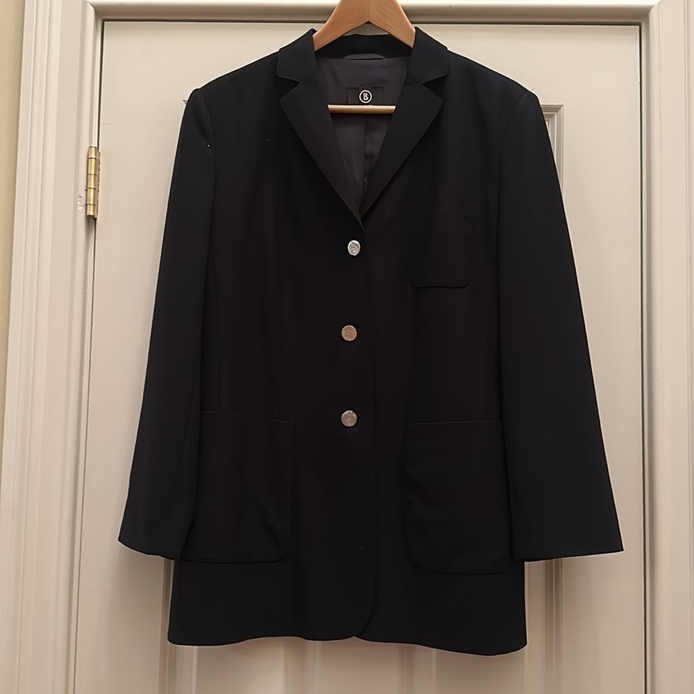 Bogner Virgin Wool Blend Navy Blazer Jacket with Silver Buttons Size 10